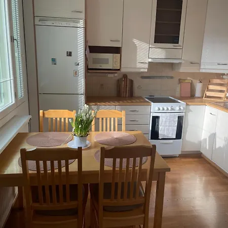 Helsinki Area Apartment 15 Min To Airport With Own Parking Lot Vantaa Exterior photo