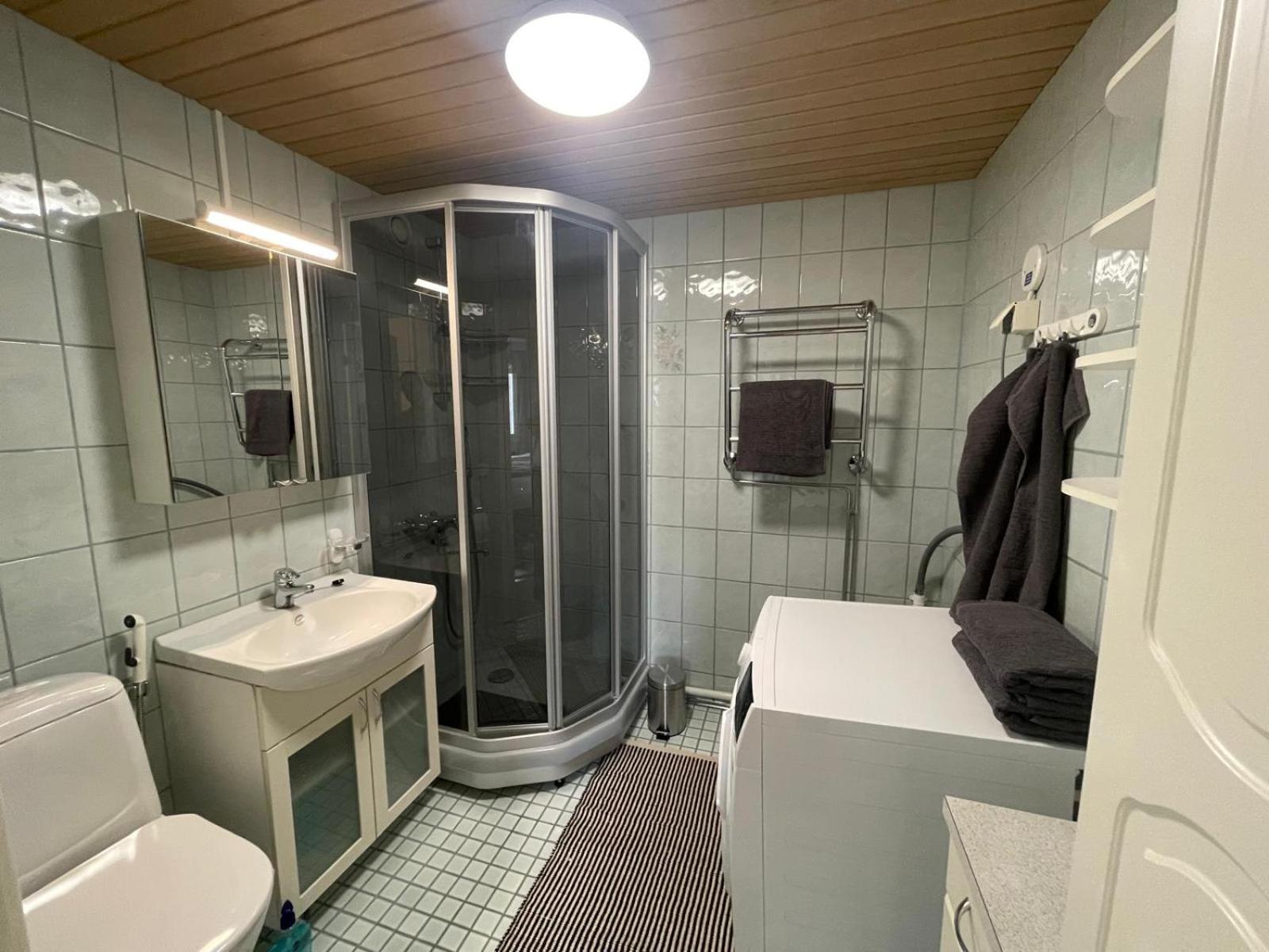 Lägenhet Helsinki Area 15 Min To Airport With Own Parking Lot *